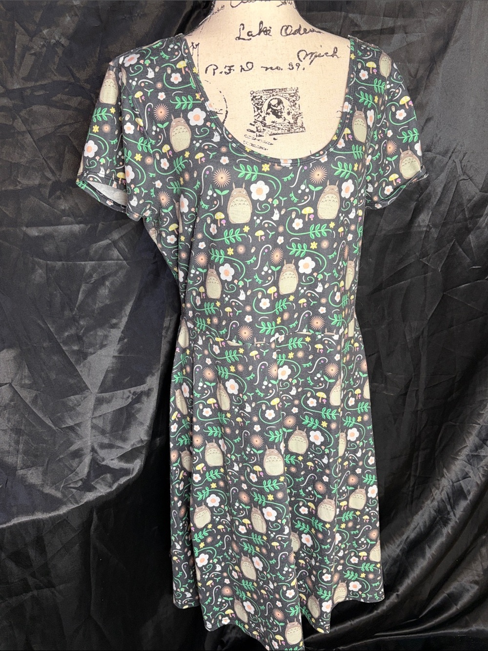Officially Licensed Studio Ghibli My Neighbor Totoro Dress – Hot Topic – Sz 12 🖤 - Picture 4 of 7